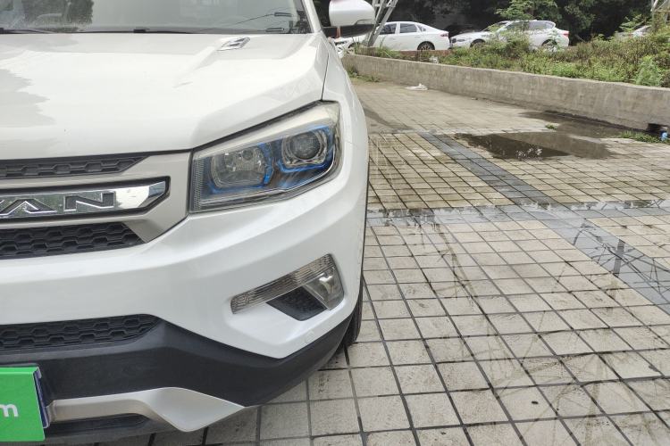 Used CHANGAN CS75 2014 2.0L Manual Luxury Version China IV Standard
