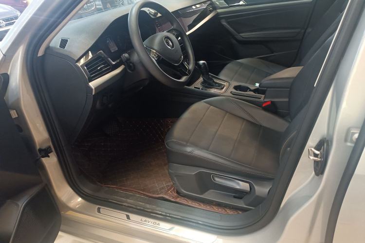 Used Volkswagen Lavida 2021 1.5L Automatic Comfort Edition Interior 2