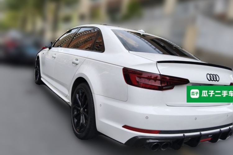 Used Audi A4L 2019 40 TFSI Fashion Edition China VI Emission Standard Rear Left 45 Deg