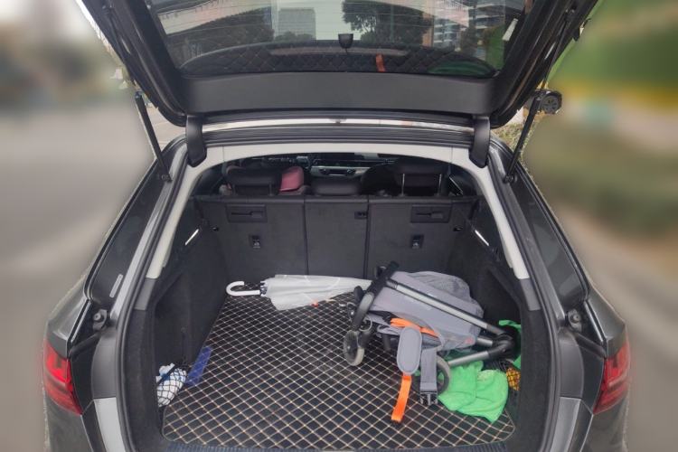 Used Audi A4 2023 Avant 40 TFSI Fashionable and Dynamic Model
