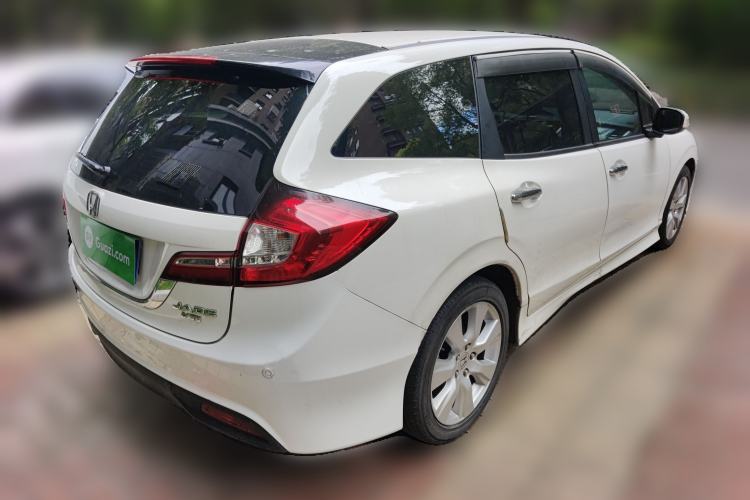 Used Honda Jade 2014 1.8L CVT Luxury Edition 5 seats
