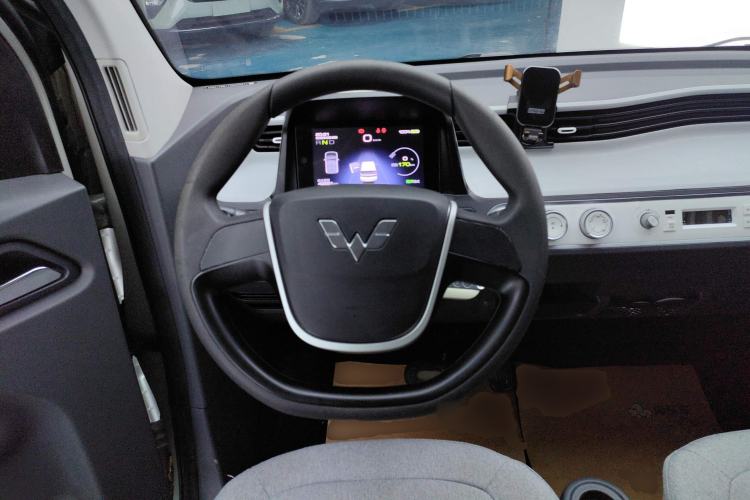 Used Wuling Hongguang MINIEV 2022 Macaron Premium Model – Lithium Iron Phosphate