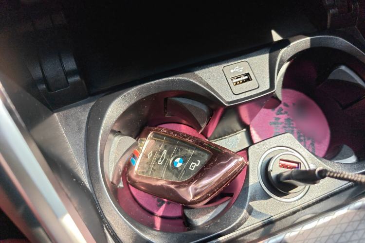 Used BMW 3 Series 2025 330Li M Sport Shadowline Package Interior 1