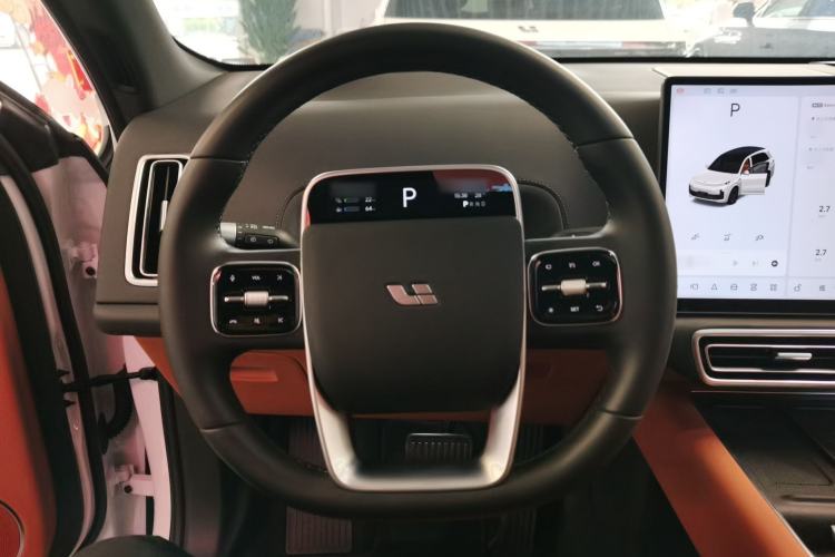 Used Li Auto L8 2025 Ultra Smart Refreshed Edition
