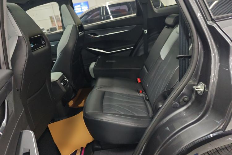 Used Changan CS75 PLUS 2024 3rd Generation Champion Edition 1.5T Intelligent Drive Dynamic Model
