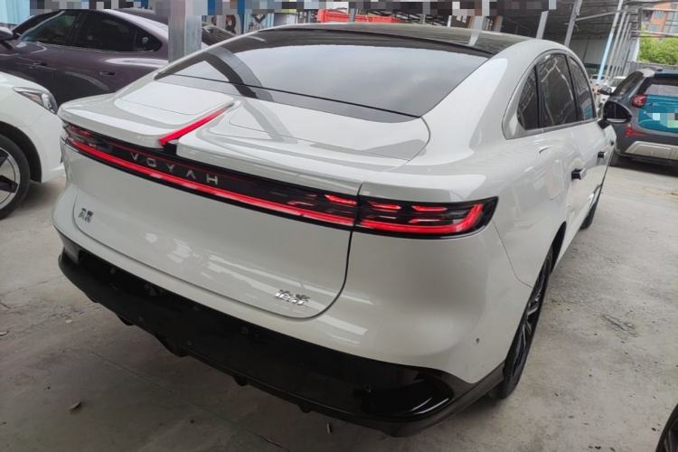 Used VOYAH PASSION 2024 PHEV Four-Wheel Drive Ultra-Long Range Executive Edition