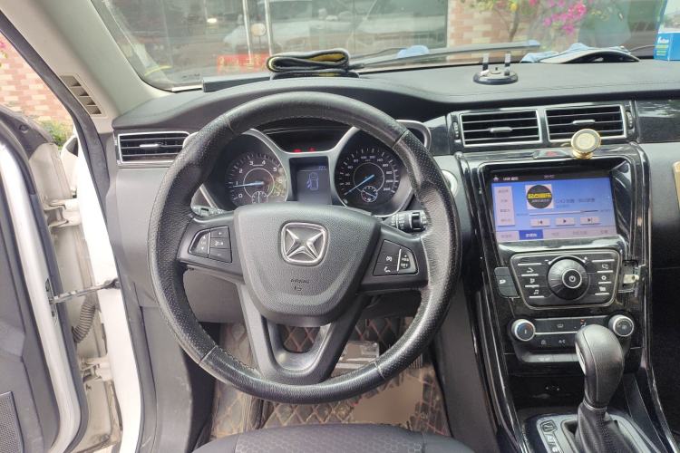 Used JMC Yusheng S330 2016 1.5L GTDi Automatic Two-Wheel Drive Comfort Edition Steering Wheel
