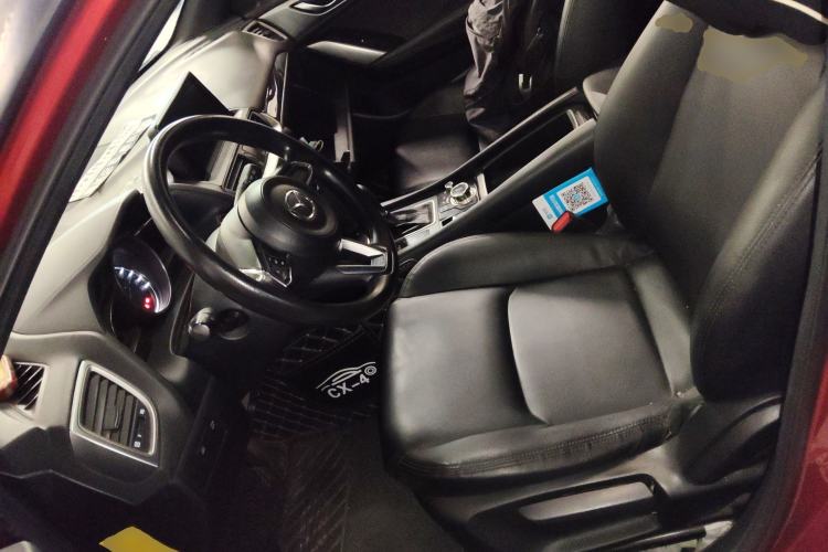 Used Mazda CX-4 2018 2.0L Automatic Two-Wheel Drive Blue Sky Dynamic Version China VI Standard Left Front Seat