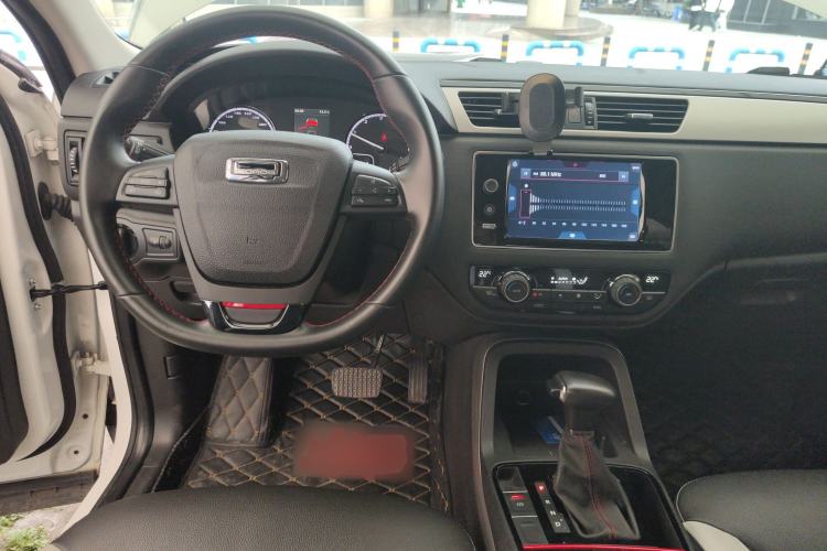 Used Qoros 5 2017 1.6T Automatic Prestige Model