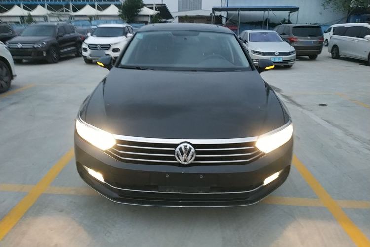 Used Volkswagen Magotan 2018 330TSI DSG Advanced Model