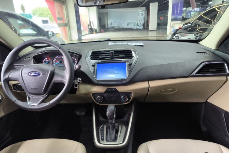 Used Ford Escort 2015 1.5L Automatic Comfort Edition
