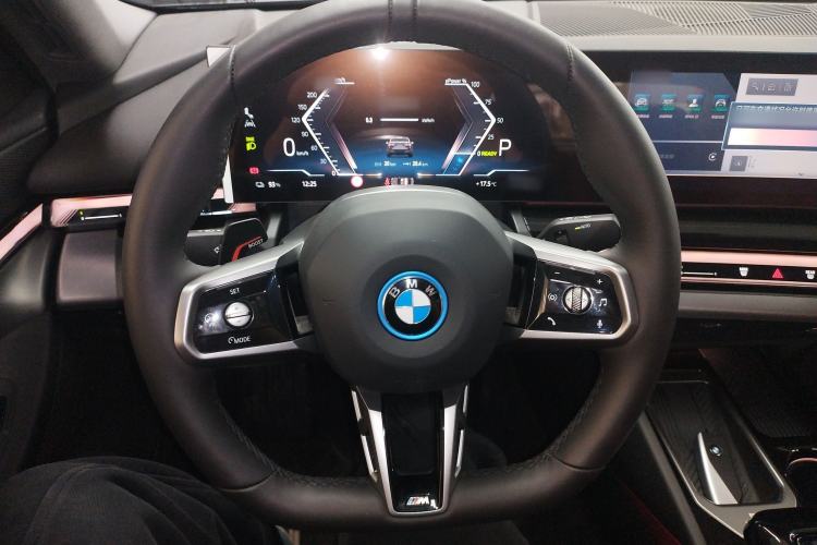 Used BMW i5 2025 eDrive 35L M Sport Package
