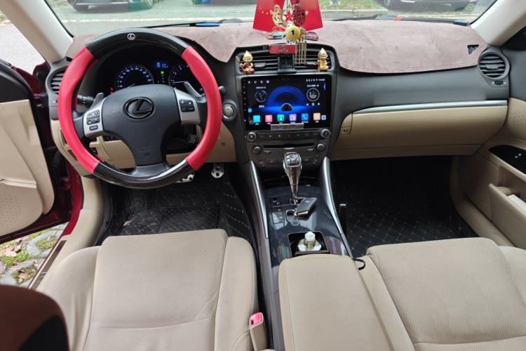 Used Lexus IS 2011 250 Sport Edition Center Console