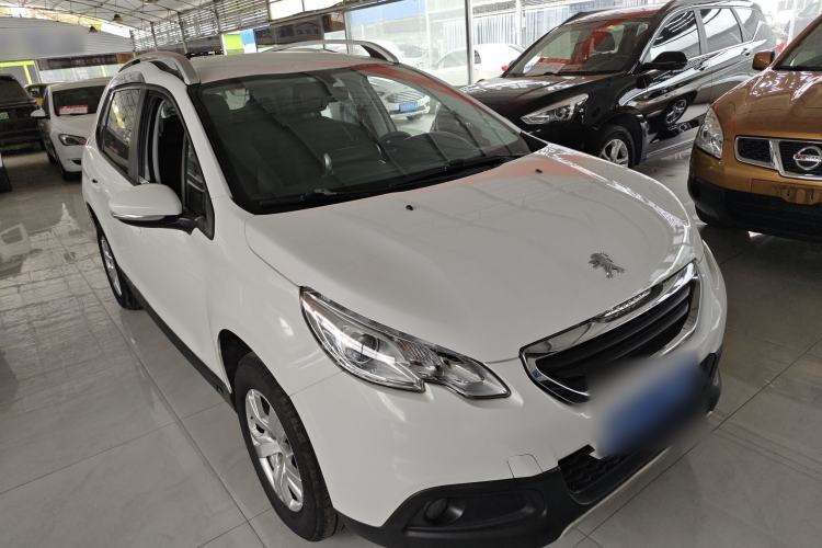 Used Peugeot 2008 2015 1.6L Automatic Playcool Edition Front Right 45 Deg
