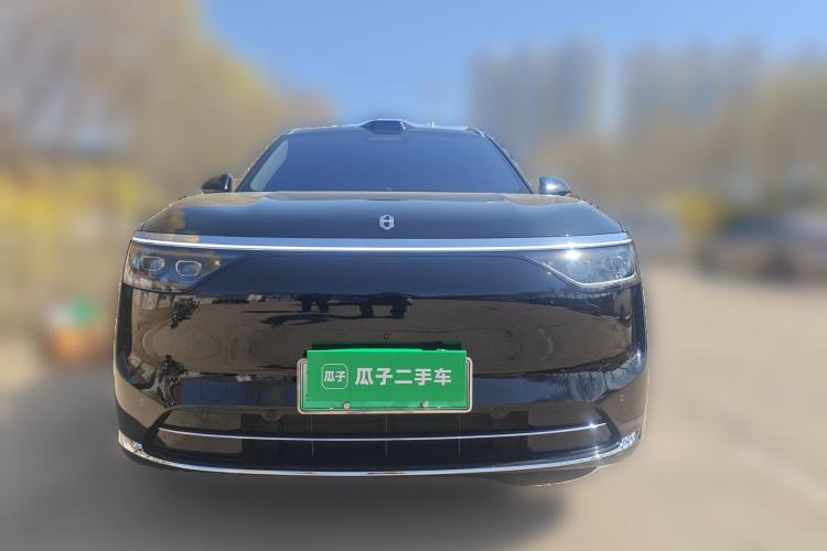 Used Hima AITO M8 2025 Extended-Range Max+ Version 53.4 kWh 6-Seater Edition Front