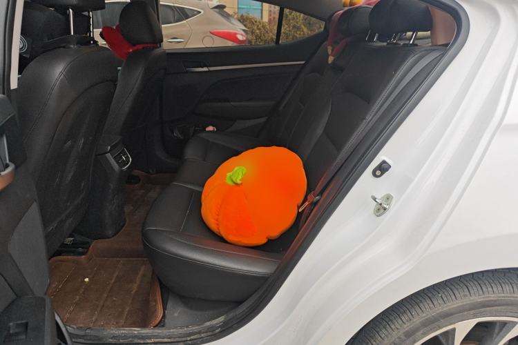 Used Hyundai Elantra (6th Generation / Lingdong) 2019 1.5L CVT ZhiXuan – Elite Version Left Rear Seat