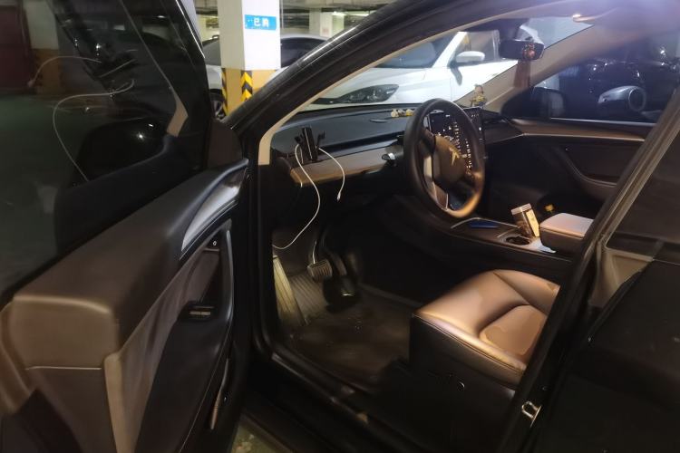 Used Tesla Model Y 2021 Standard Range Rear-Wheel Drive Version
