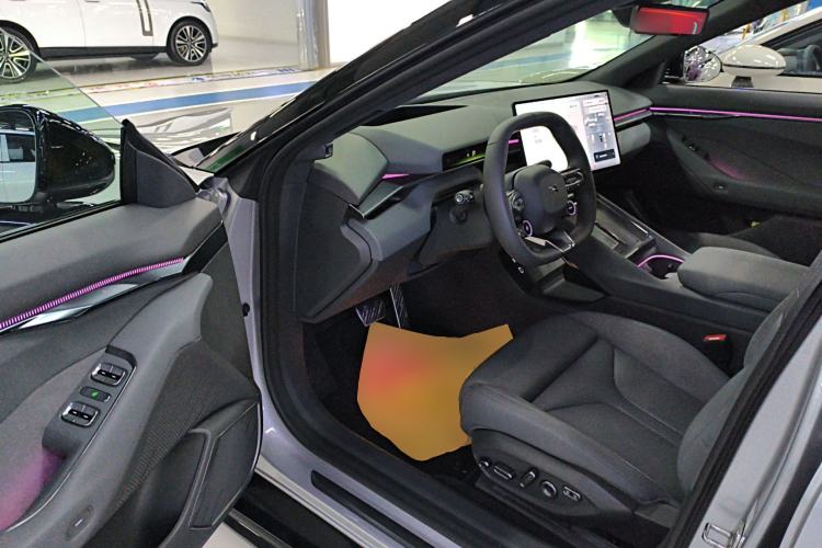 Used XPeng P7 2025 Model—750 All-Wheel-Drive High-Performance Ultra