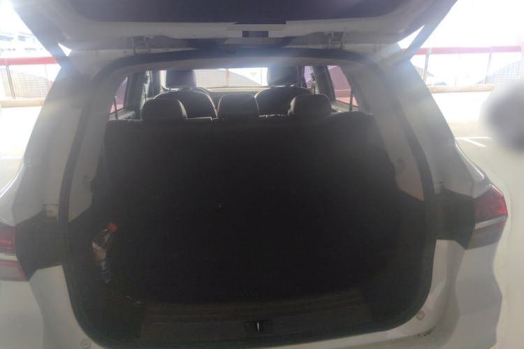 Used Roewe RX5 2016 30T Two-Wheel Drive Automatic Internet Smart Edition Trunk