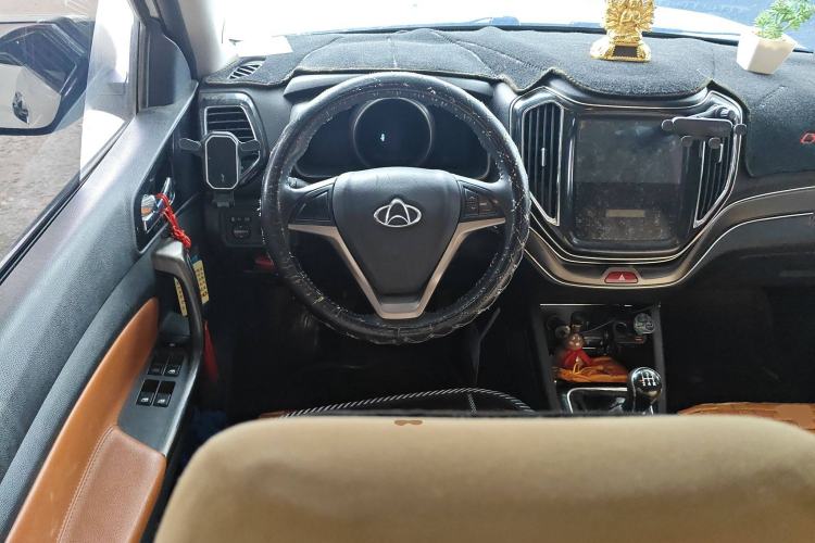 Used Oshan CX70 2016 1.6L Manual Luxury Model