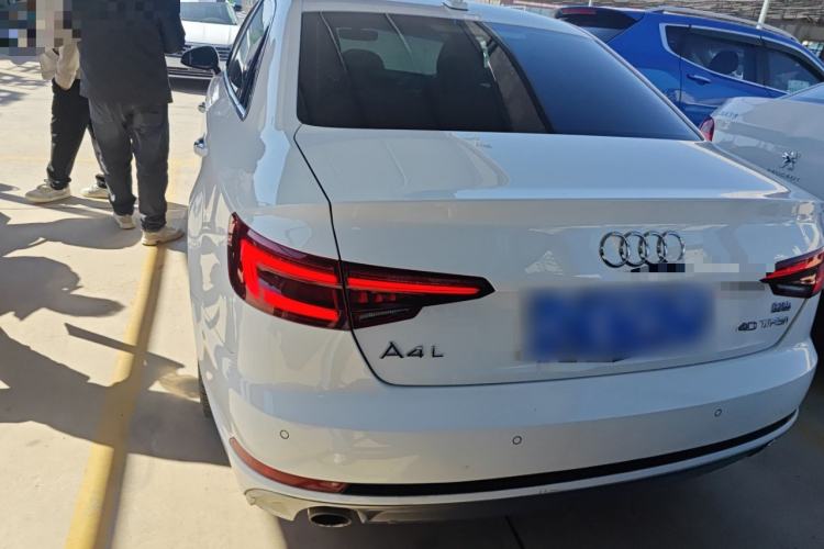 Used Audi A4L 2018 30th Anniversary Edition 40 TFSI Fashion Model