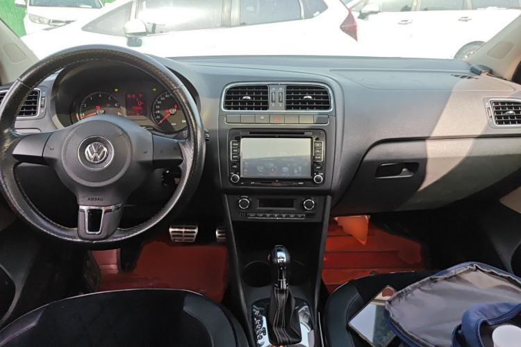 Used Volkswagen Polo 2012 1.6L Cross Polo Automatic Transmission