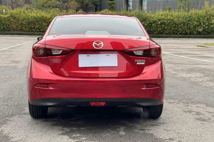 Used Mazda Mazda 3 Axela 2019 Cloud-Controlled Sedan 1.5L Automatic Luxury Model China VI Standard
