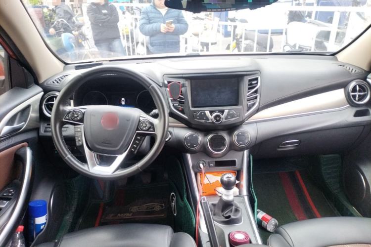 Used BYD Song 2017 Gaishi Upgrade Edition 1.5TI Manual Elite Model