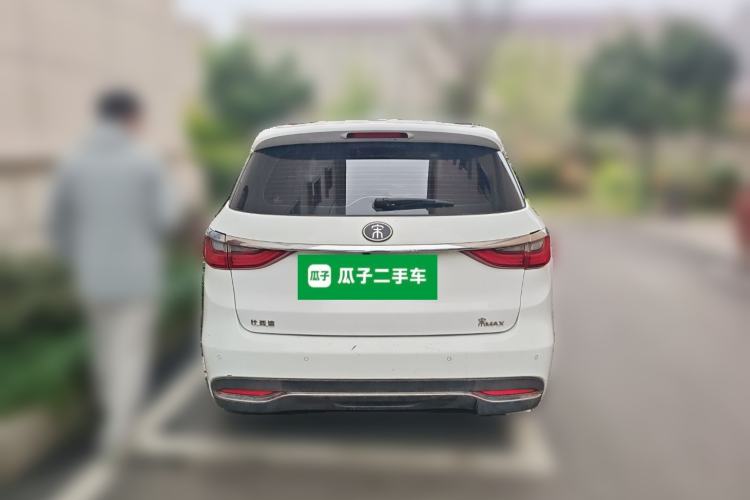 Used BYD Song MAX 2017 1.5T Automatic Smart Connect Luxury 7-Seater
