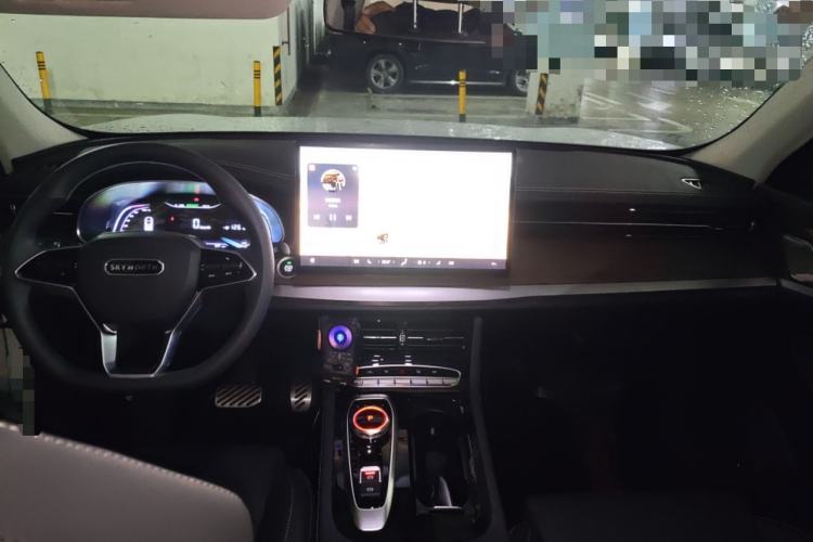 Used Skyworth EV6 2024 430 Cloud Charging Edition+
