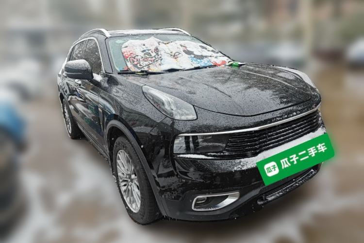 Used Lynk & Co 01 2018 2.0T Two-Wheel-Drive + Version Front Right 45 Deg