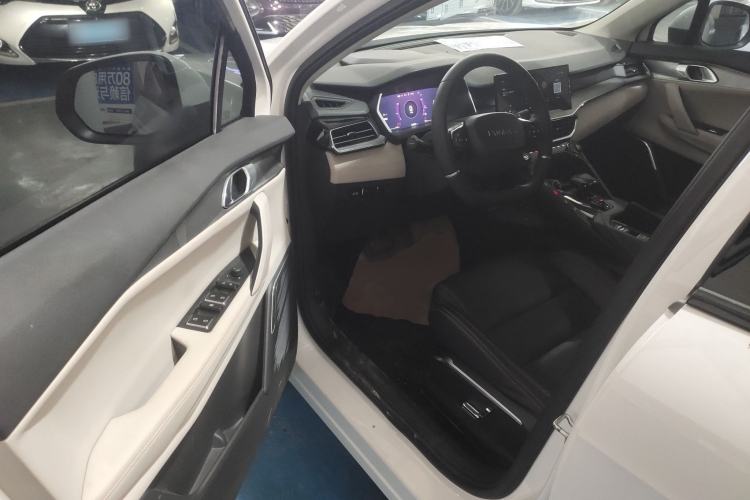 Used Lynk & Co 06 EM-P 2022 PHEV 84 km Range Pro Version Driver Seat