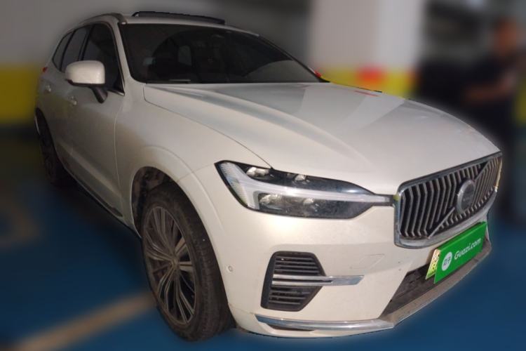 Used Volvo XC60 New Energy 2023 T8 Plug-in Hybrid Long-Range All-Wheel Drive Smart & Luxurious Enjoyment Edition Front Right 45 Deg