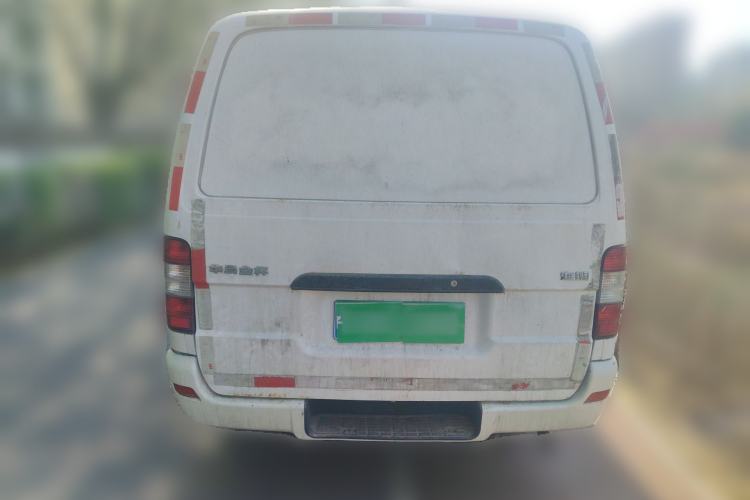 Used Jinbei Hiace 2018 2.0L Fifth-Generation Box Truck Standard Roof 2 Seats 4G19
