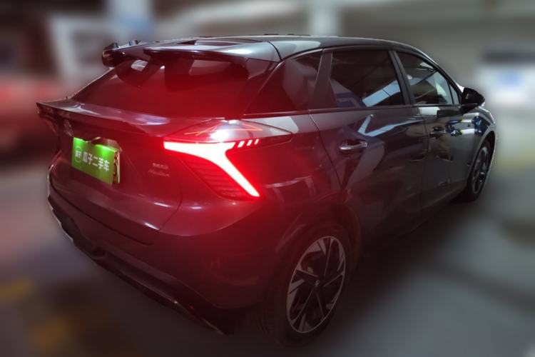 Used MG 4 EV 2022 520 km Luxury Edition Rear Right 45 Deg