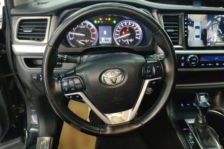 Used Toyota Highlander 2015 2.0T Four-Wheel Drive Luxury Edition 7-Seater