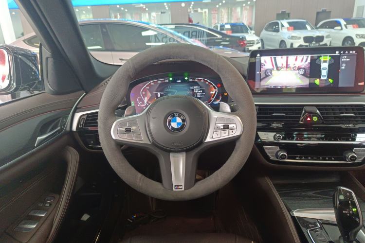 Used BMW 5 Series 2023 530Li Leading Model M Sport Package Steering Wheel