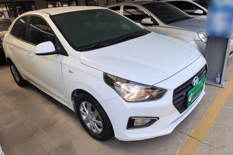 Used Hyundai Verna (older generation) 2017 1.4L Manual Refreshed Version China V Standard Exterior 1