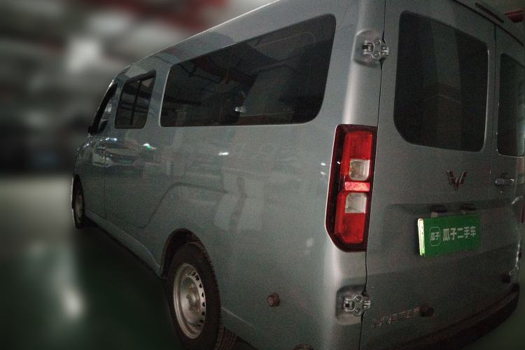 Used Wuling Yangguang 2025 Model 400km Bus Edition—Comfort Edition
