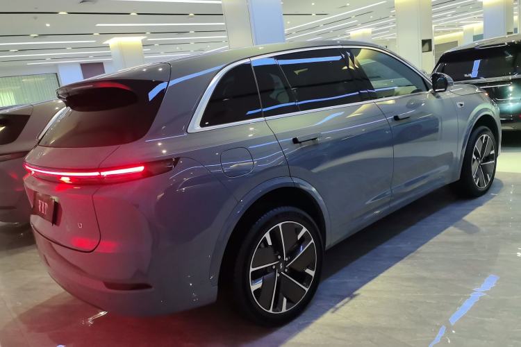 Used Li Auto L7 2025 Ultra Smart Refreshed Edition
