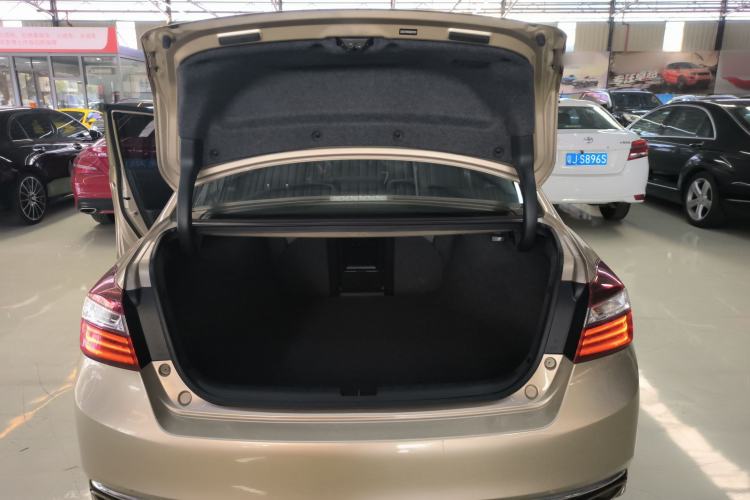 Used Honda Accord 2016 2.0L Luxury Edition