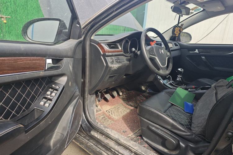 Used Zotye Z500 2015 1.5T Manual Luxury Model