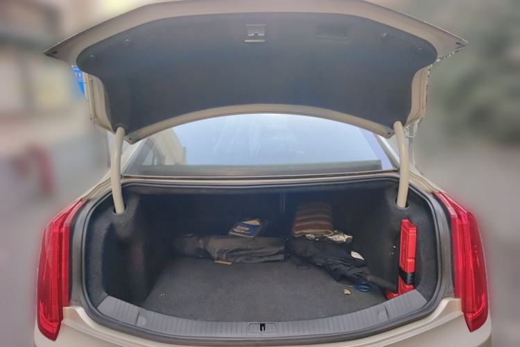 Used Cadillac XTS 2014 28T Comfort Version
