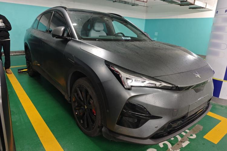 Used ARCFOX Alpha T5 2024 660 MAX Front Right 45 Deg