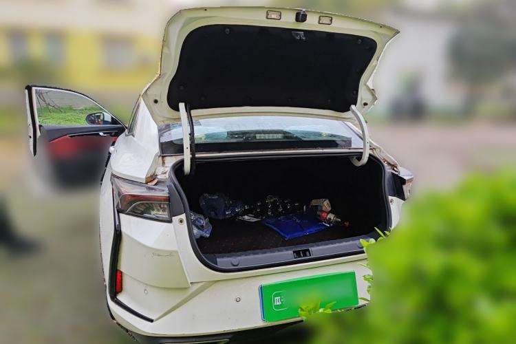 Used Dongfeng Aeolus Yixuan 2020 230T Automatic Xuanyao Track Edition Trunk