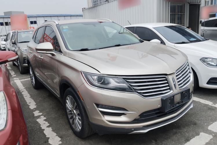 Used Lincoln MKC 2014 2.0T Four-Wheel Drive Luxury Edition Front Right 45 Deg