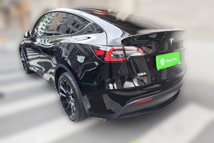 Used Tesla Model Y 2021 Long-Range All-Wheel-Drive Version 3D7