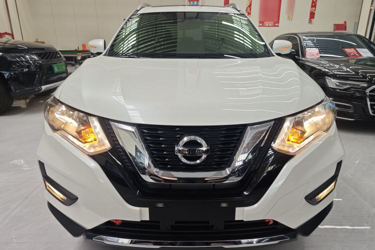 Used Nissan X-Trail 2022 2.0L Two-Wheel Drive Smart Connect & Comfort Edition Front