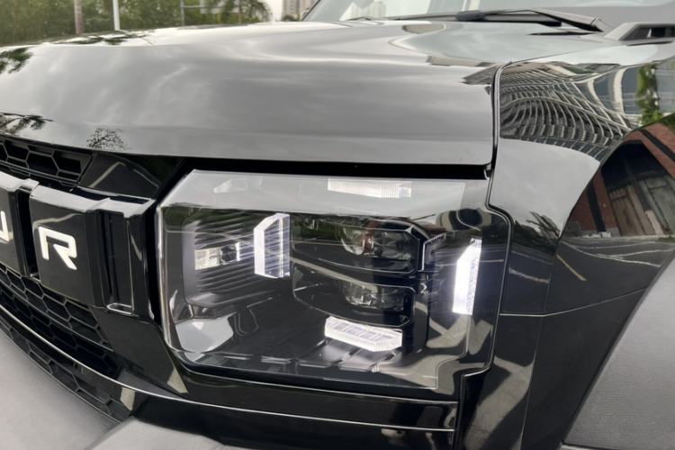 Used JETOUR Traveler 2023 2.0T All-Wheel Drive CrossPRO+ Left Front Headlight