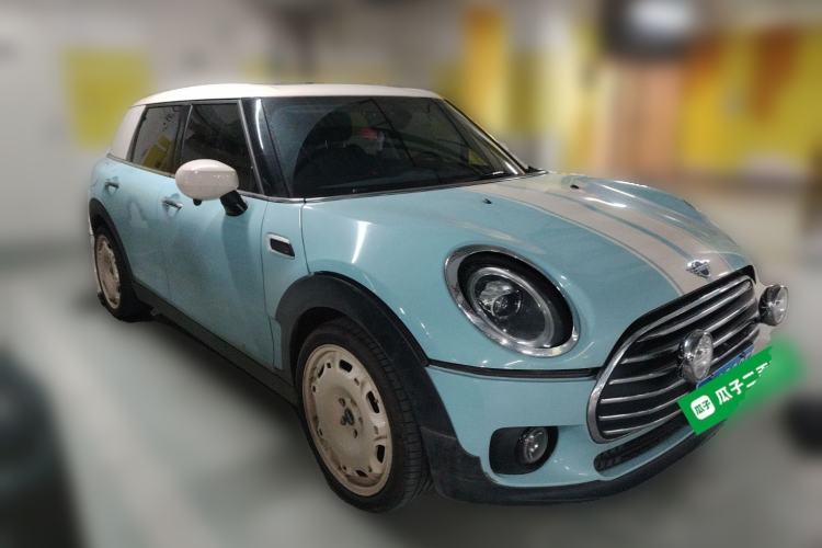 Used MINI Clubman 2019 1.5T COOPER Front Right 45 Deg